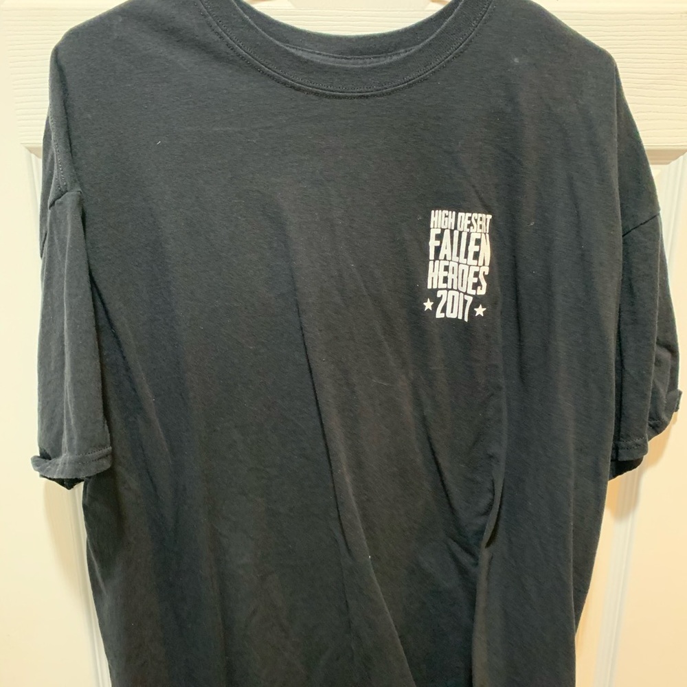 Black tee shirt